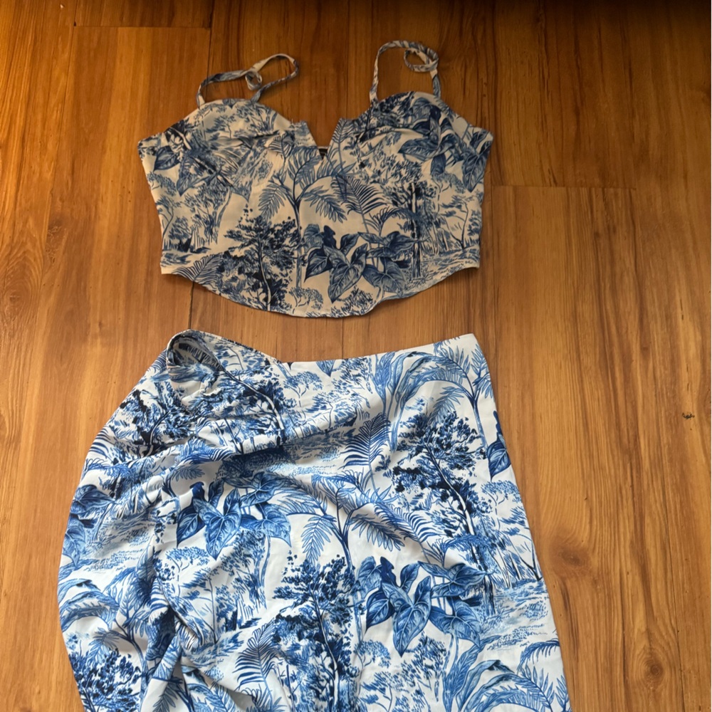 Cider Blue Floral High Waist Shorts
